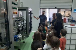 https://paramythoupoli-aigio.gr/wp-content/uploads/2025/06/503814350_1318669366929177_2249250872658493948_n-300x200.jpg