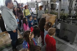 https://paramythoupoli-aigio.gr/wp-content/uploads/2026/04/582545743_18382663249199214_976446917145558542_n-300x200.jpg